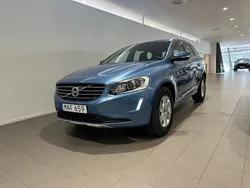 Blå Begagnad 2015 Volvo XC60 Business Edition SUV | 259 500 kr