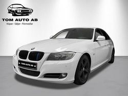 Vit Begagnad 2010 BMW 318 Comfort Edition Sedan | 65 000 kr (Marknadspris)
