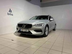 Silver Begagnad 2023 Volvo V60 Kombi | 304 900 kr (Bra pris)