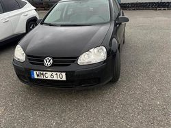 Begagnad 2005 VW Golf IV Halvkombi | 25 000 kr (Marknadspris)