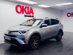 Silver Begagnad 2017 Toyota RAV4 Hybrid Active SUV | 174 900 kr (Marknadspris)