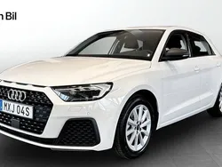 Cortinavit Begagnad 2024 Audi A1 Sportback Proline Halvkombi | 249 000 kr (Marknadspris)