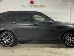 Mercedes GLC300e