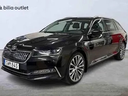 Svart Begagnad 2021 Skoda Superb Kombi | 279 000 kr (Bra pris)