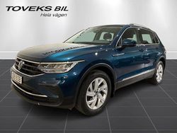 Blå (nightshade blue metallic) Begagnad 2023 VW Tiguan SUV | 349 000 kr (Marknadspris)