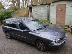 Grå Begagnad 2004 Volvo V70 Kombi | 22 000 kr (Bra pris)