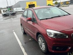 Begagnad 2015 BMW 218 Active Tourer Minibuss | 144 000 kr (Marknadspris)