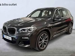 Grå Begagnad 2018 BMW X3 SUV | 339 000 kr