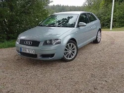 Silver Begagnad 2004 Audi A3 Attraction Halvkombi | 35 000 kr (Dyr)