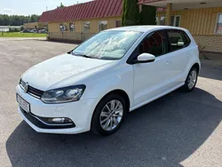 Vit Begagnad 2015 VW Polo Halvkombi | 88 900 kr (Marknadspris)