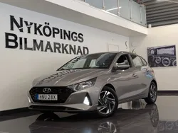 Grå Begagnad 2021 Hyundai i20 Essential Halvkombi | 148 700 kr (Bra pris)