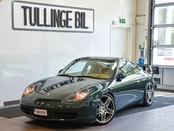 Mörkgrön Begagnad 1999 Porsche 911 Carrera | 319 900 kr