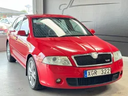 Röd Begagnad 2005 Skoda Octavia RS Halvkombi | 39 900 kr (Dyr)