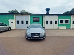 Mörkgrå (grå) Begagnad 2005 Audi A4 Comfort Sedan | 58 000 kr (Dyr)