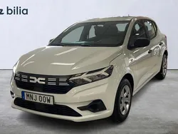 Vit Begagnad 2022 Dacia Sandero Essentiel Halvkombi | 135 000 kr (Marknadspris)