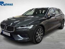 Mörkgrå Begagnad 2021 Volvo V60 Inscription Kombi | 279 900 kr (Superpris)