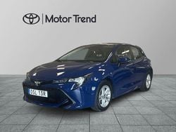 Mörkblå (blå) Begagnad 2019 Toyota Corolla Active Halvkombi | 189 900 kr (Marknadspris)