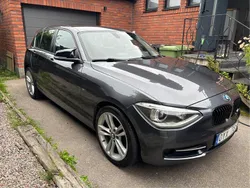 Grå Begagnad 2012 BMW 118 Sport Line Halvkombi | 84 000 kr (Marknadspris)