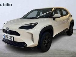 Vit Begagnad 2022 Toyota Yaris Cross SUV | 239 900 kr (Bra pris)