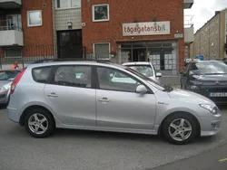 Silver (silvermetallic) Begagnad 2011 Hyundai i30 Kombi | 42 000 kr (Marknadspris)