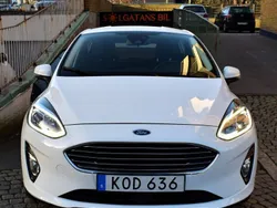 Vit Begagnad 2018 Ford Fiesta Titanium Halvkombi | 98 800 kr (Bra pris)