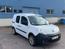 Vit Begagnad 2008 Renault Kangoo | 29 000 kr (Marknadspris)