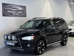 Svart Begagnad 2012 Mitsubishi Outlander SUV | 84 900 kr (Marknadspris)