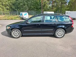 Svart Begagnad 2006 Volvo V50 Kinetic Kombi | 29 900 kr (Marknadspris)