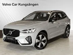 Grå Begagnad 2024 Volvo XC60 Plus SUV | 544 900 kr (Marknadspris)