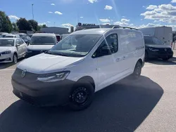 Vit (candyvit) Ny 2025 VW Caddy Maxi Minibuss | 479 750 kr (Dyr)