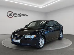 Svart Begagnad 2011 Volvo S40 Momentum Sedan | 78 500 kr (Marknadspris)