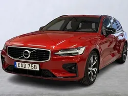 Röd Begagnad 2019 Volvo V60 R-Design Kombi | 315 000 kr (Bra pris)
