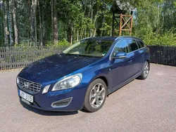 Blå Begagnad 2012 Volvo V60 Momentum Kombi | 79 000 kr (Superpris)