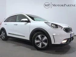 Vit Begagnad 2018 Kia Niro Advance SUV | 189 900 kr (Marknadspris)