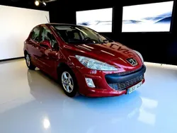 Röd Begagnad 2010 Peugeot 308 Halvkombi | 59 900 kr (Marknadspris)