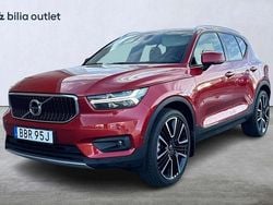 Röd Begagnad 2021 Volvo XC40 Momentum SUV | 329 900 kr (Marknadspris)