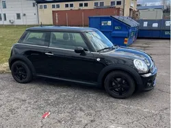 Svart Begagnad 2013 Mini ONE Halvkombi | 79 000 kr (Marknadspris)