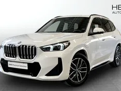 Vit (white) Begagnad 2024 BMW X1 M Sport SUV | 536 700 kr (Marknadspris)