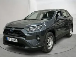 Mörkgrå Begagnad 2020 Toyota RAV4 SUV | 209 000 kr