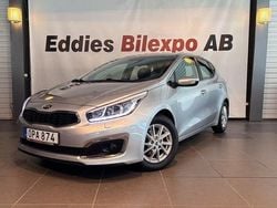 Grå Begagnad 2015 Kia Ceed Halvkombi | 79 900 kr (Bra pris)