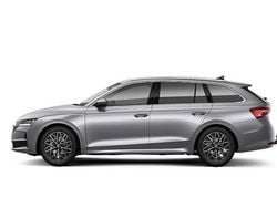 Silver (brilliant silver metallic) Ny 2025 Skoda Octavia Selection Kombi | 376 000 kr (Marknadspris)