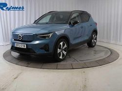 Fjord blue metallic Begagnad 2022 Volvo XC40 Plus SUV | 339 900 kr