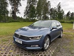 Blå Begagnad 2014 VW Passat GTS Kombi | 144 900 kr (Marknadspris)