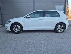Vit Begagnad 2017 VW e-Golf Halvkombi | 163 900 kr (Marknadspris)