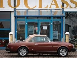 Röd Begagnad 1979 Fiat 124 Spider Cab | 179 000 kr