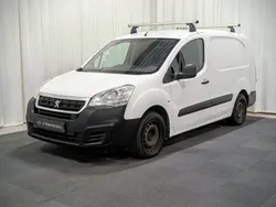 Vit Begagnad 2016 Peugeot Partner Minibuss | 89 900 kr (Marknadspris)