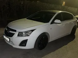 Vit Begagnad 2013 Chevrolet Cruze Halvkombi | 55 000 kr (Marknadspris)