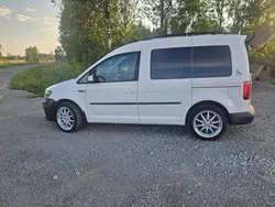 Begagnad 2017 VW Caddy Minibuss | 100 000 kr