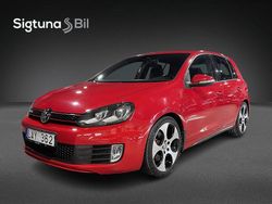 Röd Begagnad 2010 VW Golf VI GTI Halvkombi | 159 900 kr (Dyr)