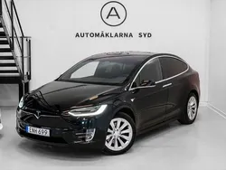 Svart Begagnad 2018 Tesla Model X SUV | 399 900 kr (Superpris)
